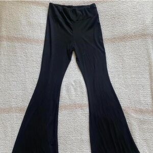 Black Ruffled Flare Leggings